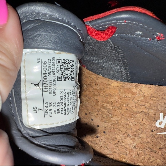 Nike women's Jordan grey and sail red Air One Low Elevate UNLV sz7 in guc - Picture 4 of 9